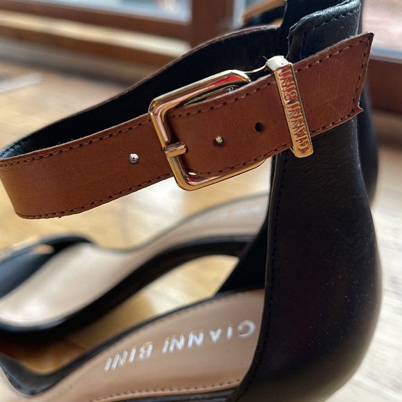 *NWOB* Gianni Bini / Maye Leopard Ankle Strap Dress Sandals / 7M - Picture 4 of 8